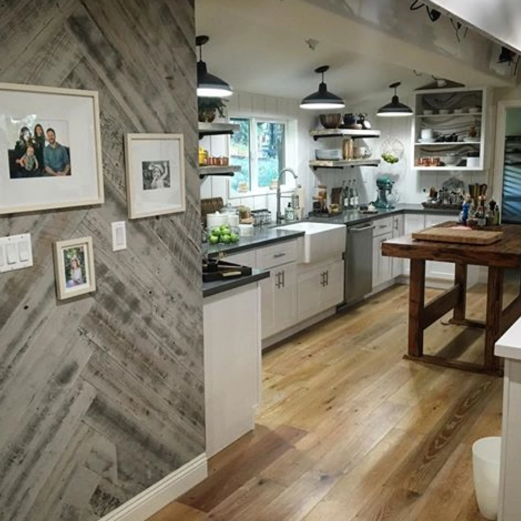Reclaimed Wood Accents Sustainable Beauty