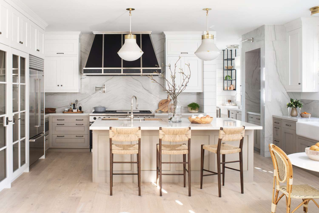 Discover the Benefits of Mixed Materials in Kitchens