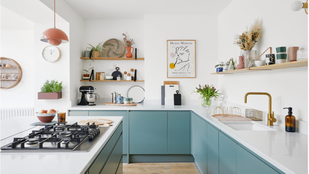 Creative Ways to Curate Open Shelving in Kitchens
