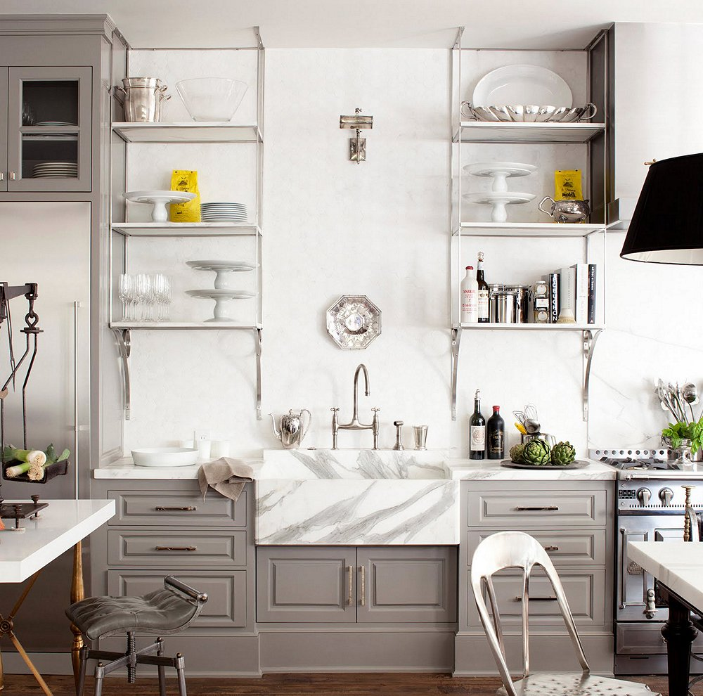 Stylish Mix of Open and Closed Storage Kitchens
