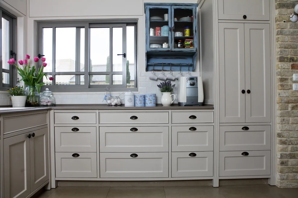 Discover Unique Hardware for a Stunning Kitchen