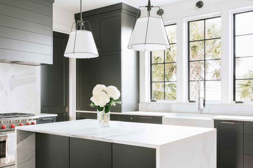 Stylish Streamlined Cabinetry for Modern Kitchens