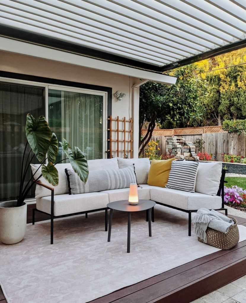 Stylish Outdoor Dining Areas for Memorable Meals