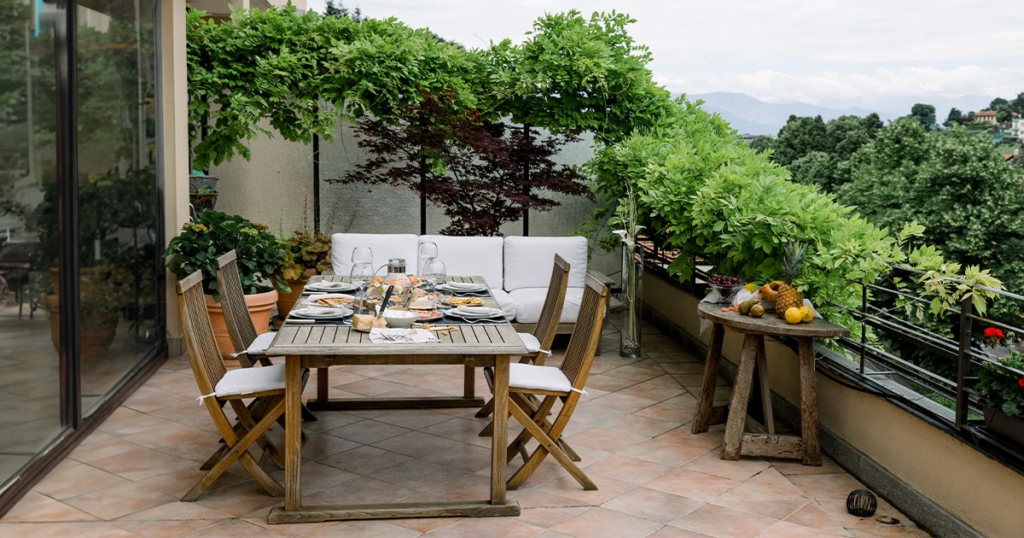 Stylish Outdoor Dining Areas for Memorable Meals