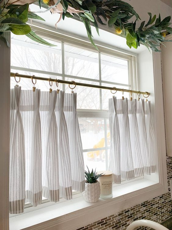 Top 10 Trends in Cafe Curtains for a Modern Look